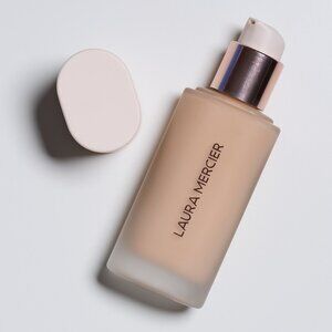 New Viral Laura Mercier Foundation